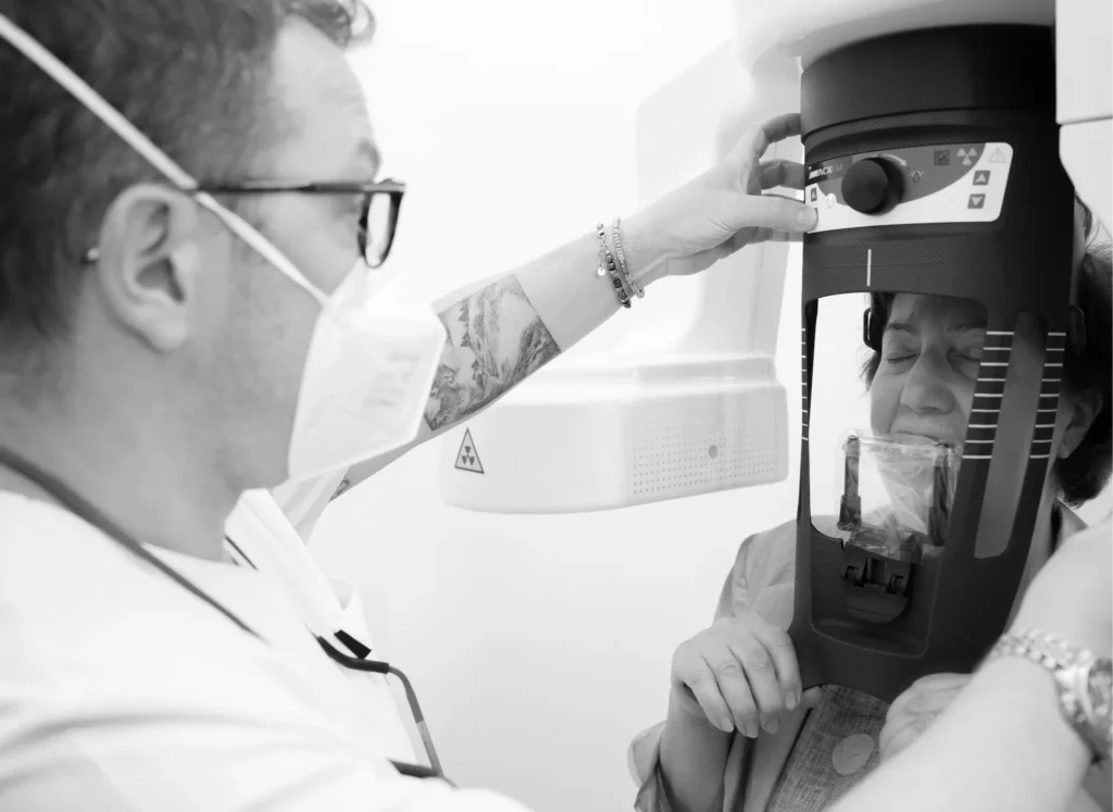 dentista a Torino - Studio Dentistico Dott. Marco Gianoglio - studio dentistico a Torino - studio dentistico a Carignano -