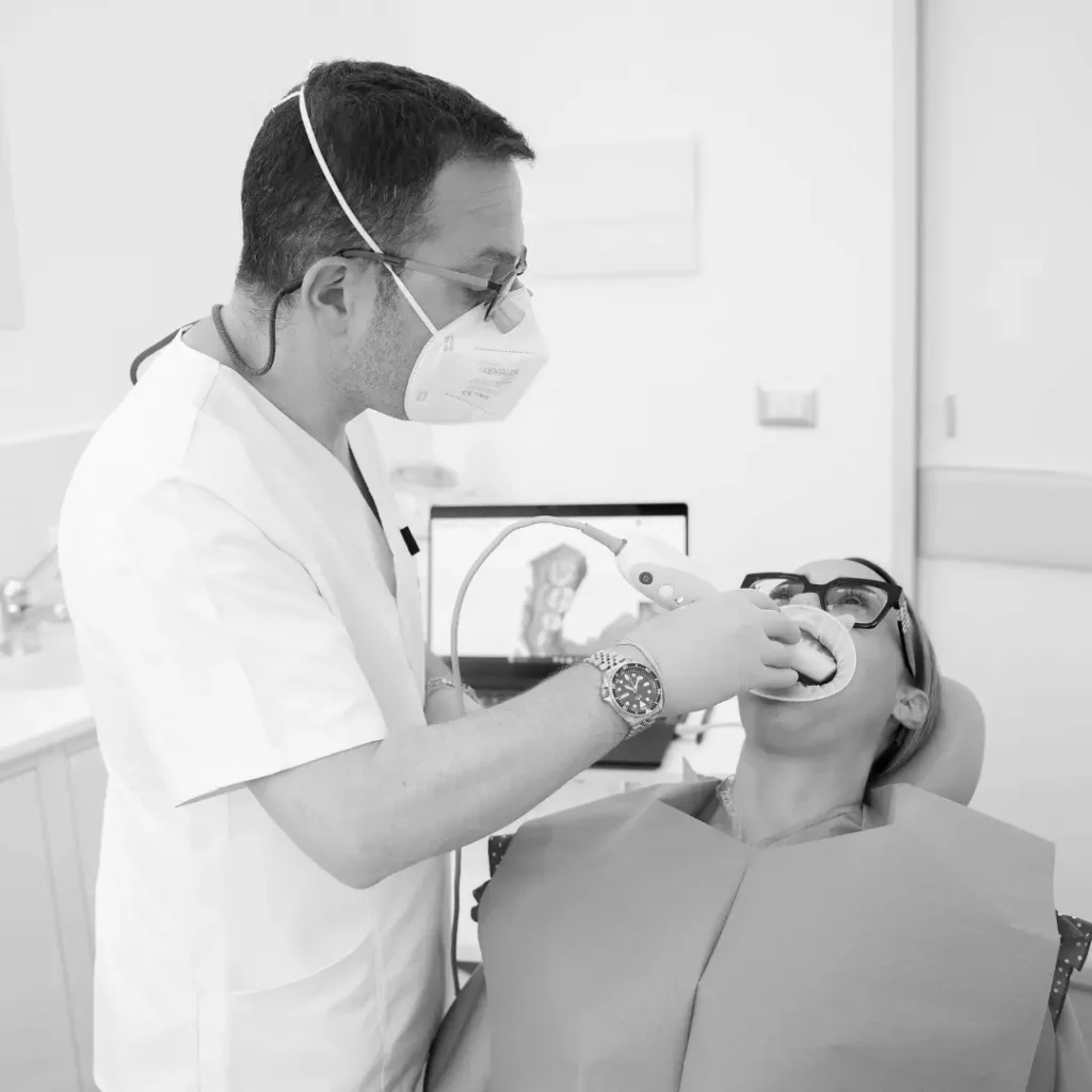 Devitalizzazione dente a Torino